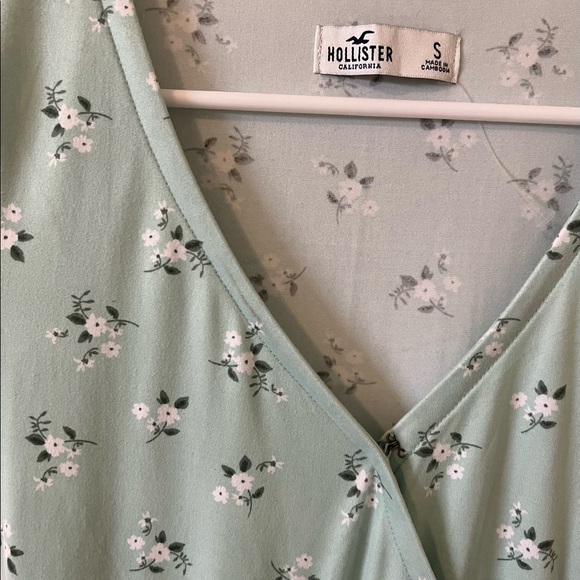 Hollister Mint Green Floral Dress - Picture 4 of 4